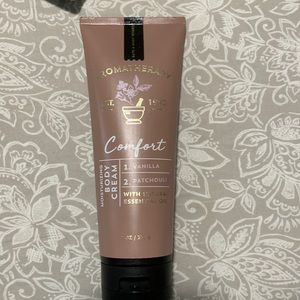 Moisturizing body cream